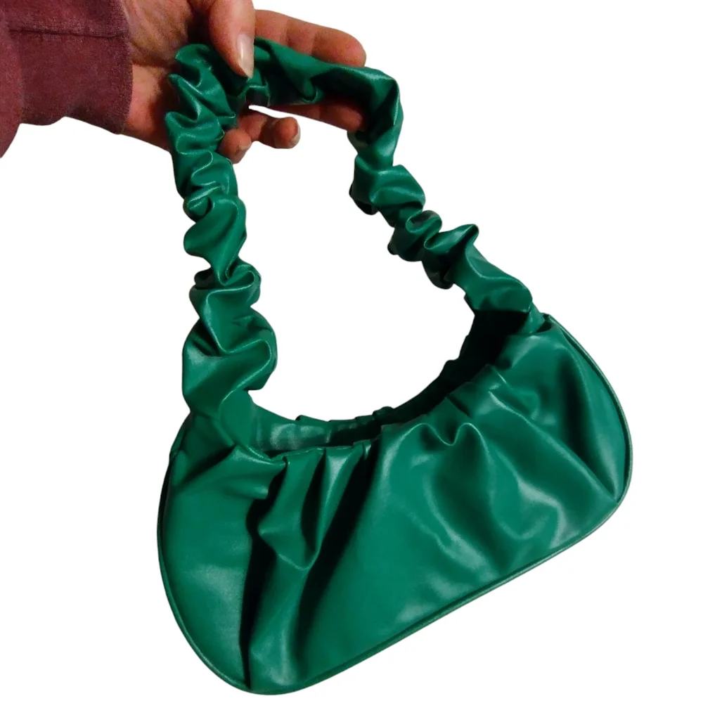 EUC 2/$10 Vibrant Faux leather Green Women's Bag purse with snap closure - Picture 5 of 5